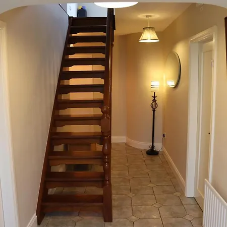 Holiday home Mount Alohert House Killarney